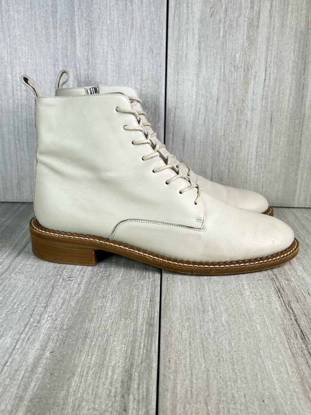 Vince Cabria Cream White Leather Lace-Up Side Zip Boots Women’s Size 9.5